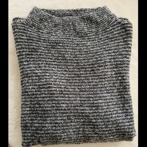 Old Navy Turtleneck sweater